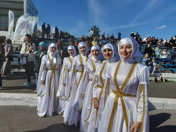 Культурно -спортивный семейный праздник, посвящённый празднованию Дня народов среднего Урала «Дружба народов»