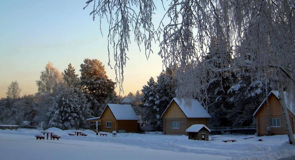 База отдыха «Всей семьей» База отдыха «Всей семьей»